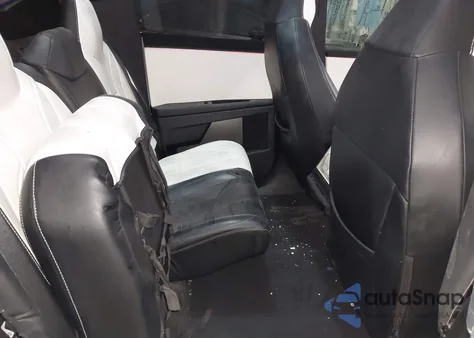 2024 Tesla Cybertruck All-Wheel Drive z USA, uszkodzony, nr VIN 7G2CEHED0RA034862